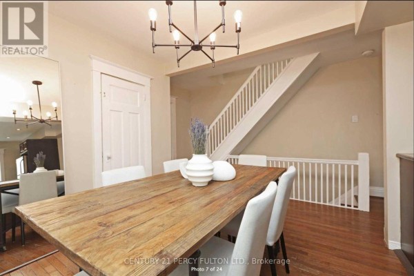 Bedroom - Upper - 10 Muriel Avenue, Toronto, ON M4J2X9 Photo 4