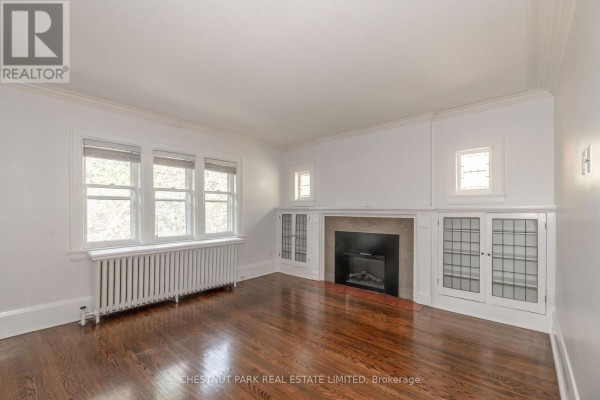 Upper - 11 Rose Park Crescent, Toronto, ON M4T1P8 Photo 3