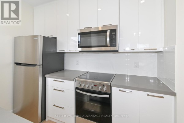 Bedroom 3 - Upper - 113 Woodbine Avenue, Toronto, ON M4L3P1 Photo 5