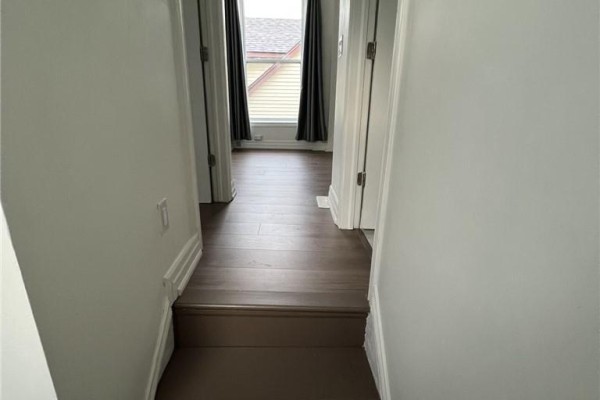 Primary Bedroom - Upper - 1164 Cannon Street E, Hamilton, ON L8L2K1 Photo 3