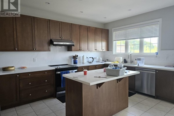 Primary Bedroom - Upper - 118 Santa Amato Crescent, Vaughan, ON L4J0G1 Photo 5