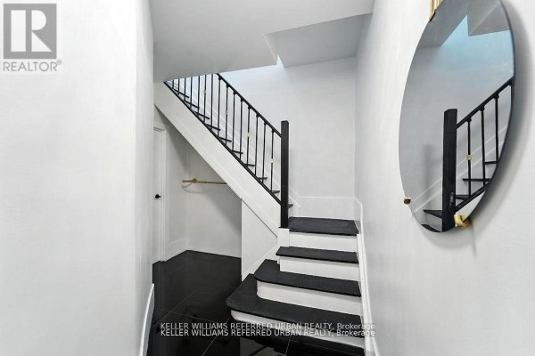 Upper - 1182 Ossington Avenue, Toronto, ON M6G3W1 Photo 2