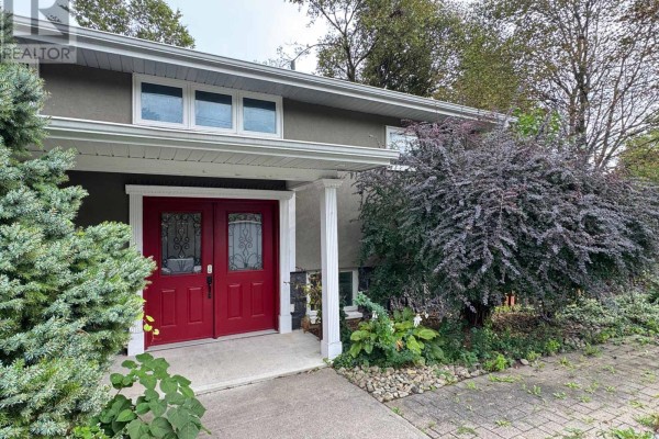 Upper - 119 Blake Street, Barrie, ON, photo 3