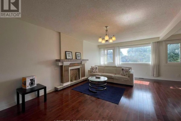 Dining room - Upper - 12 Clancy Drive, Toronto, ON M2J2V8 Photo 3