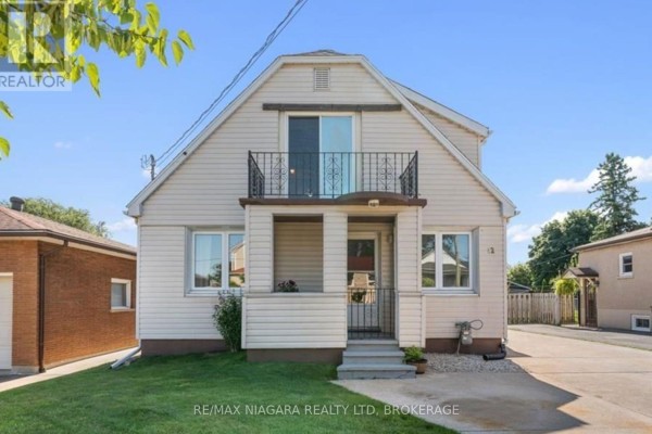 Upper - 12 West Street S, Thorold, ON, photo 2