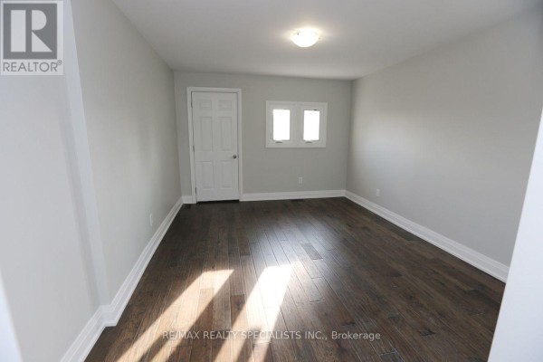 Primary Bedroom - Upper - 12 Wiltshire Avenue, Toronto, ON M6N2V9 Photo 4