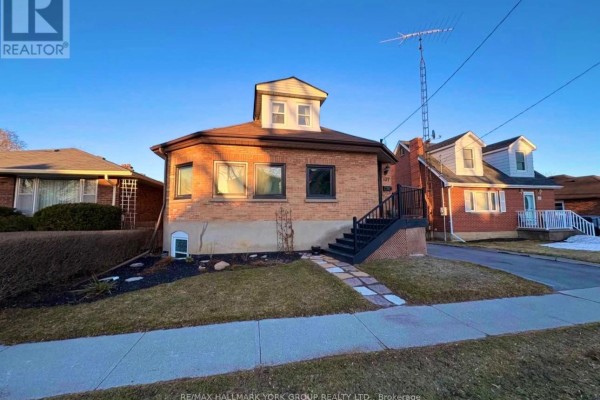 Upper - 137 Rosehill Boulevard, Oshawa