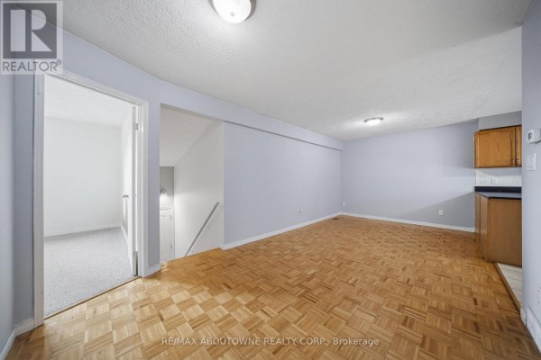 Bedroom - Upper - 146 Bankside Drive N, Kitchener, ON N2N3E4 Photo 5