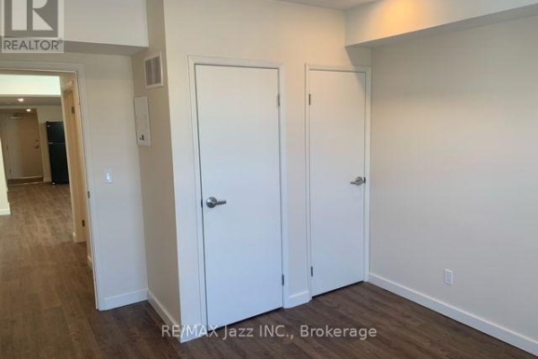 Laundry room - Upper - 16 Simcoe Street S, Oshawa, ON L1H4G2 Photo 4