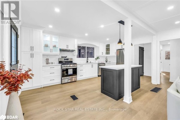 Upper - 170 Terrace Drive, Hamilton, ON L9A2Z1 Photo 3