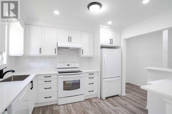 Kitchen - Upper - 18 Shannon Street, Orillia, ON L3V7K2 Photo 3
