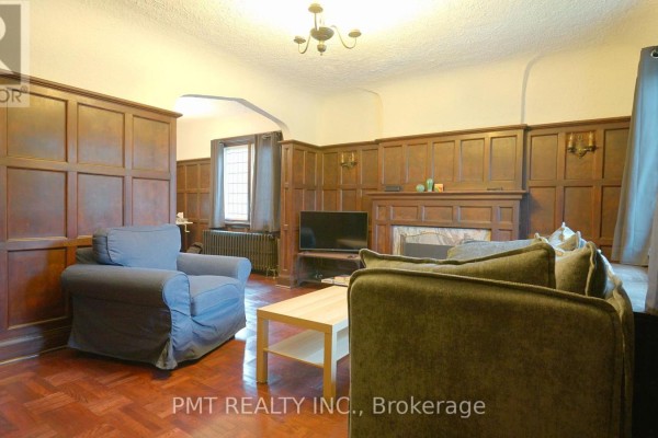 Upper - 2 Larkin Avenue, Toronto, ON M6S1L8 Photo 2
