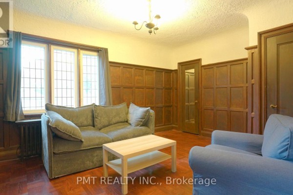 Upper - 2 Larkin Avenue, Toronto, ON M6S1L8 Photo 3
