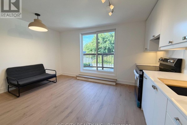 Bedroom 2 - Upper - 20 Gray Avenue, Toronto, ON M6N4S6 Photo 5