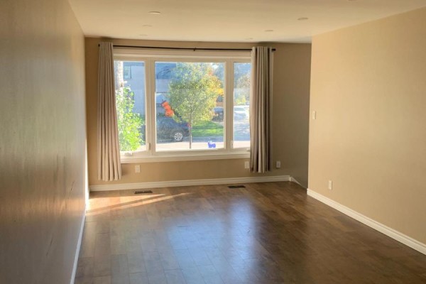 Upper - 210 Dovedale Drive, Whitby, ON, photo 3