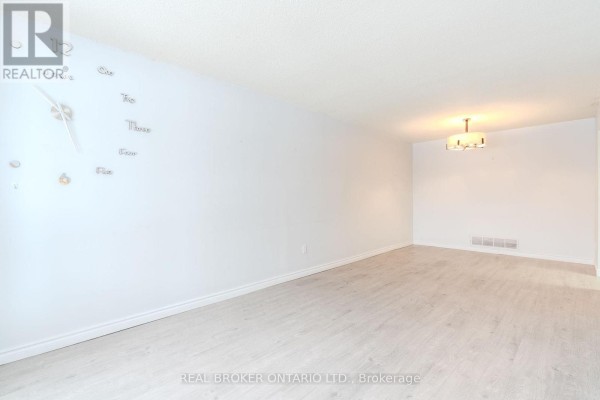 Bedroom 2 - Upper - 23 Lebos Road, Toronto, ON M2H2L8 Photo 4