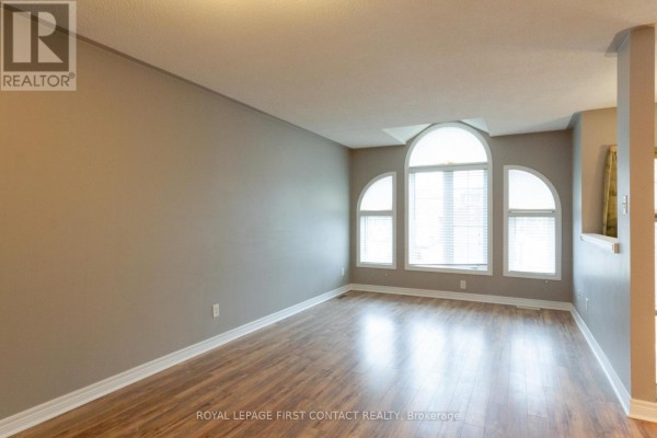 Bedroom - Upper - 238 Wessenger Drive, Barrie, ON L4N8R4 Photo 4