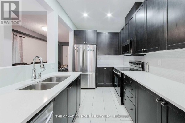 Primary Bedroom - Upper - 240 Brussels Avenue, Brampton, ON L6Z0E1 Photo 5