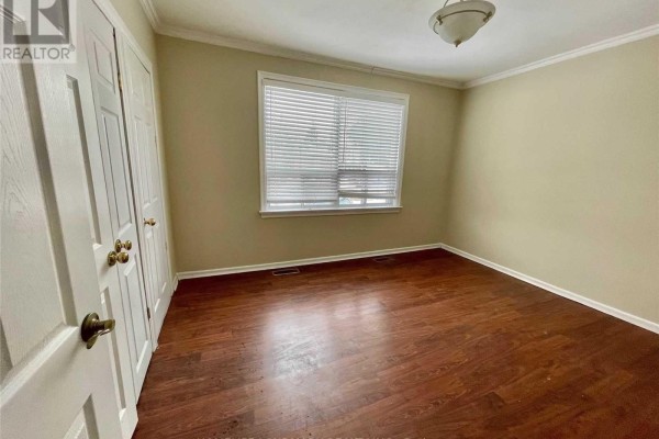 Primary Bedroom - Upper - 25 Edgemont Drive, Brampton, ON L6V1K9 Photo 4