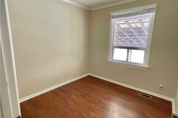Bedroom 2 - Upper - 25 Edgemont Drive, Brampton, ON L6V1K9 Photo 5