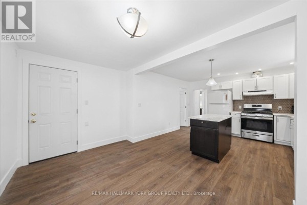 Living room - Upper - 27008 Kennedy Road, Georgina, ON L0E1S0 Photo 2