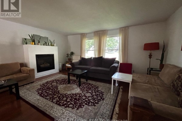 Upper - 278 Waratah Avenue, Newmarket, ON, photo 2