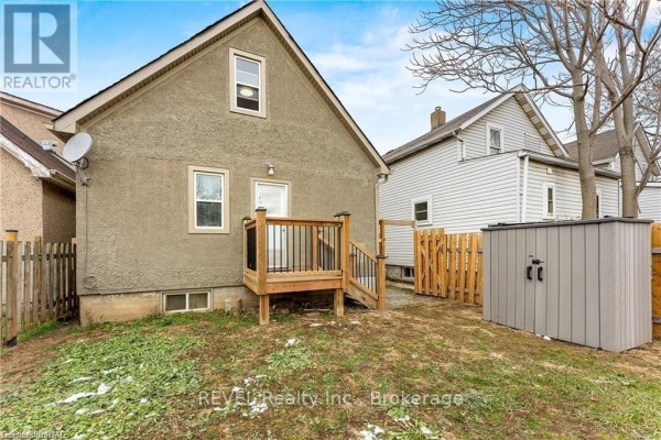Upper - 28 Division Street, St  Catharines, ON, photo 2
