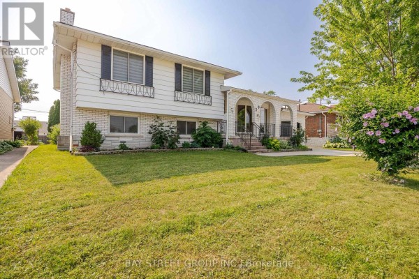 Upper - 29 West Street N, Thorold, ON L2V2S1 Photo 2