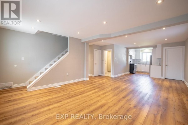 Bedroom - Upper - 293 Mcalpine Avenue S, Welland, ON L3B1V1 Photo 4