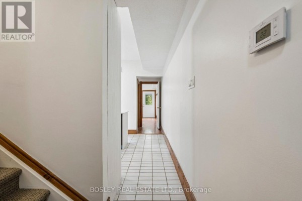 Bedroom 2 - Upper - 297 Sumach Street, Toronto, ON M5A3K4 Photo 4