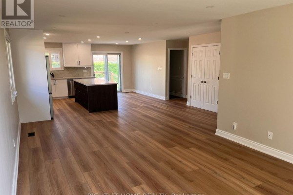 Dining room - Upper - 30 Norbert Crescent, Toronto, ON M9C3J9 Photo 2