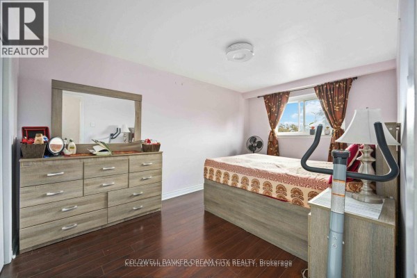 Upper - 3073 Ireson Court, Mississauga, ON L4T1N7 Photo 4