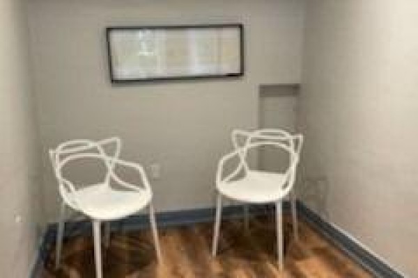 Upper - 311 Sheppard Avenue E, Toronto, ON M2N3B3 Photo 4