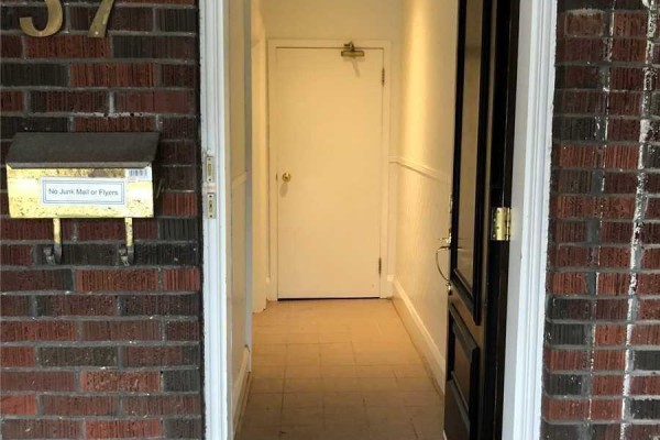 Upper - 37 Lola Road, Toronto, ON M5P1E5 Photo 2