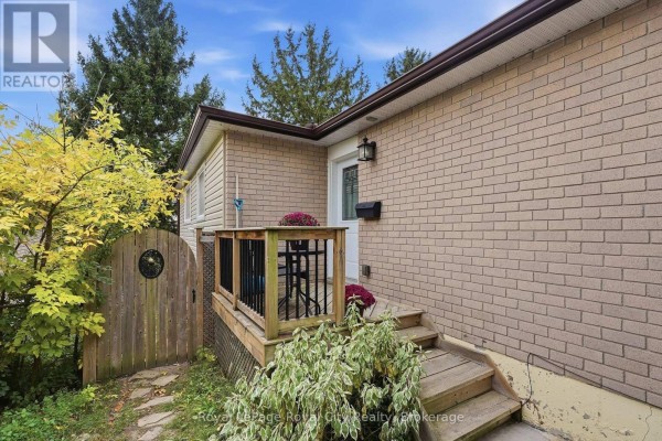 Bedroom 3 - Upper - 37 Mcilwraith Crescent, Guelph, ON N1E6J4 Photo 3