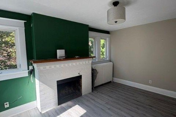 Kitchen - Upper - 370 Spadina Road, Toronto, ON M5P2V8 Photo 3