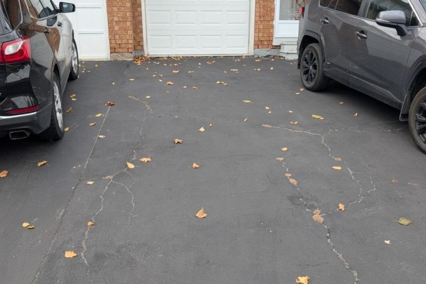 Upper - 3843 Densbury Drive, Mississauga, ON L5N6Z3 Photo 2
