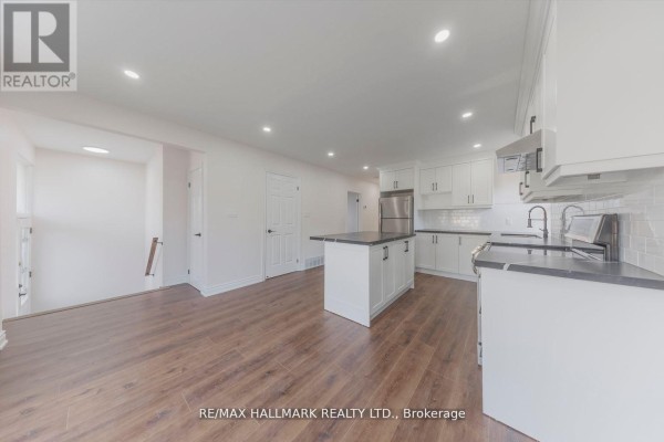 Upper - 39 Stansbury Crescent, Toronto, ON M1K4R7 Photo 5
