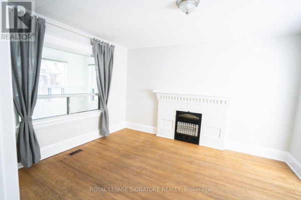 Upper - 393 Milverton Boulevard, Toronto, ON, photo 3