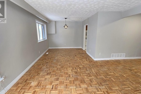 Bedroom 2 - Upper - 41 Bayview Drive, Barrie, ON L4N3N7 Photo 5
