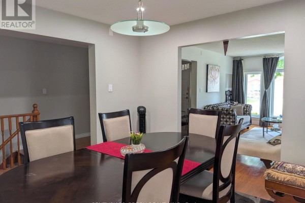 Family room - Upper - 45 Caswell Drive, Hamilton, ON L9C7N3 Photo 4