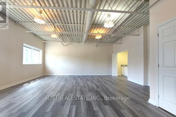 Upper - 458 Service Road, Whitchurch Stouffville, ON, photo 3