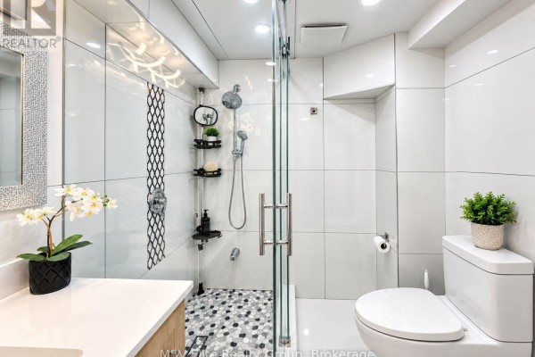 Upper - 46 Tralee Street, Brampton, ON L6Z2Z4 Photo 5