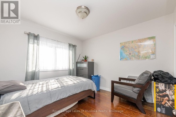 Upper - 462 Muskoka 3 Road N, Huntsville, ON P1H1C6 Photo 5