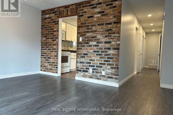 Upper - 511 Harris Court, Whitby, ON L1N3C6 Photo 5