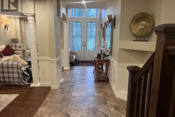 Family room - Upper - 52 Lorupe Court, Hamilton, ON L9G0C8 Photo 5