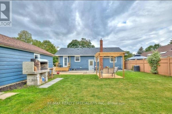 Upper - 6 Gormley Crescent, St Catharines Residential For Rent $2,500