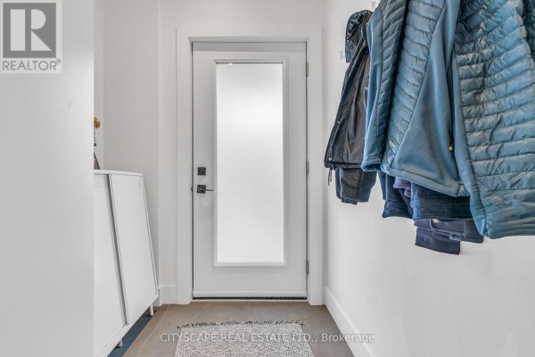 Laundry room - Upper - 61 Edwin Avenue, Toronto, ON M6P3Z5 Photo 4