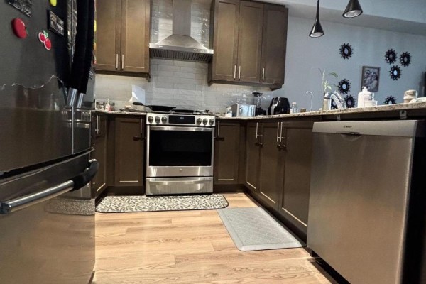 Upper - 62 Crumlin Crescent, Brampton, ON L6X0Y3 Photo 3