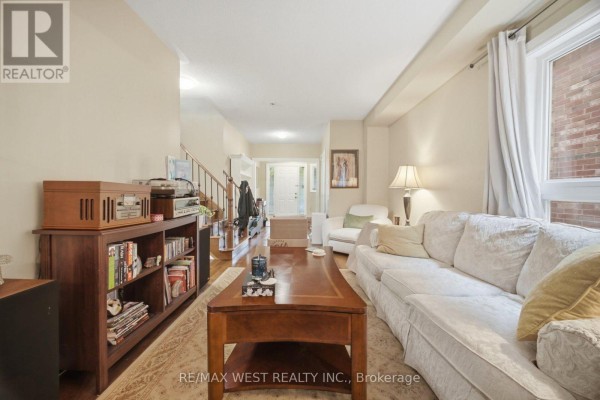 Upper - 6409 Torre Drive, Mississauga, ON, photo 3